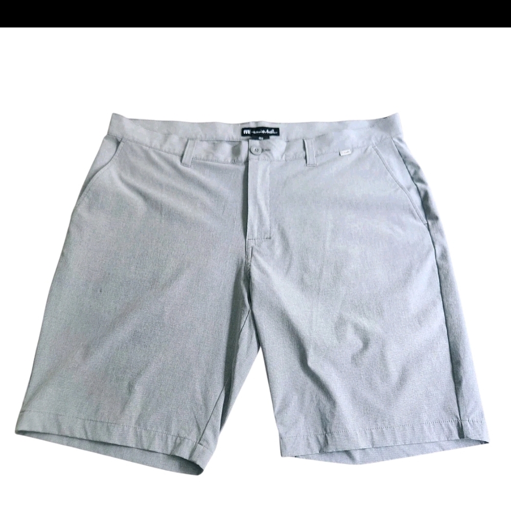 Travis Mathew Beck 10” Golf Shorts Light Gray Mens Size 40